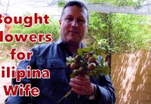 Philippines Lifestyle…I Gave Fatima a BIG Bouquet of Flowers for Being a Good Wife 2022 0729 Philippines Lifestyle Bought Flowers for Filipina Wife
