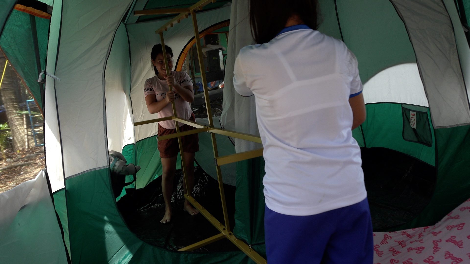 Philippines Lifestyle Cooking Fried Chicken for Family Day in Filipina Wife's Village Rips In The Tent