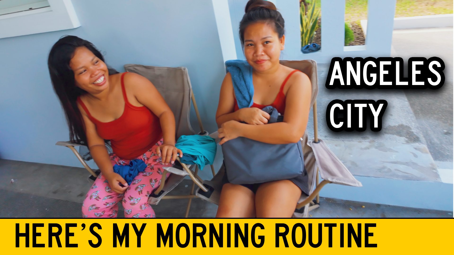 Walking with Pia, Morning Coffee, Filipinas Cook Ramen Noodles, Fried Fish & Bananas For Breakfast