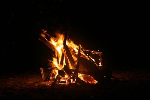 Hoas Place - Christmas in Da Nang Vietnam - 2010 - Bonfire on the Beach