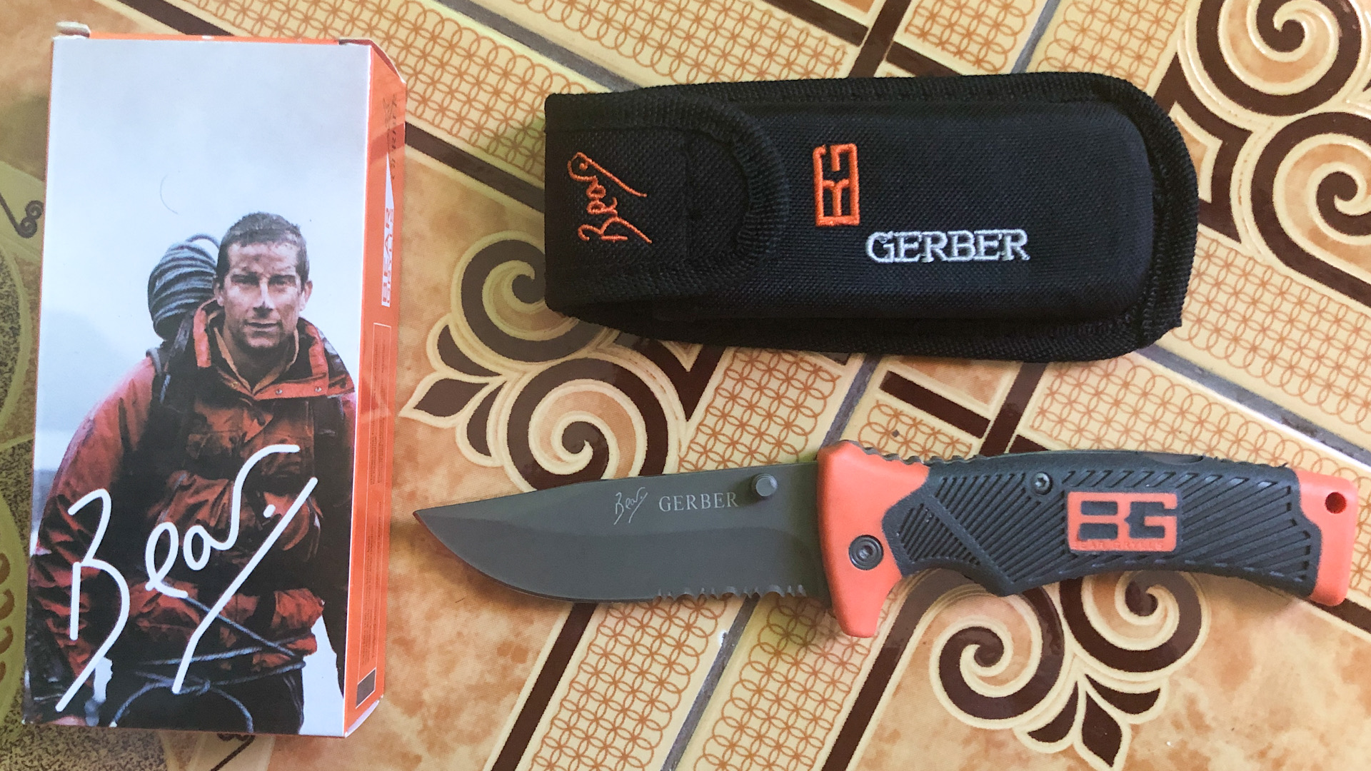 3.10 USD “Bear Grylls Gerber Knife" from Lazada in the Philippines
