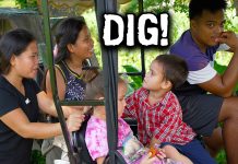 Filipinas Have To Push My Off-Road Lincoln Town Car Filipinas Have to Push My Lincoln Town Car