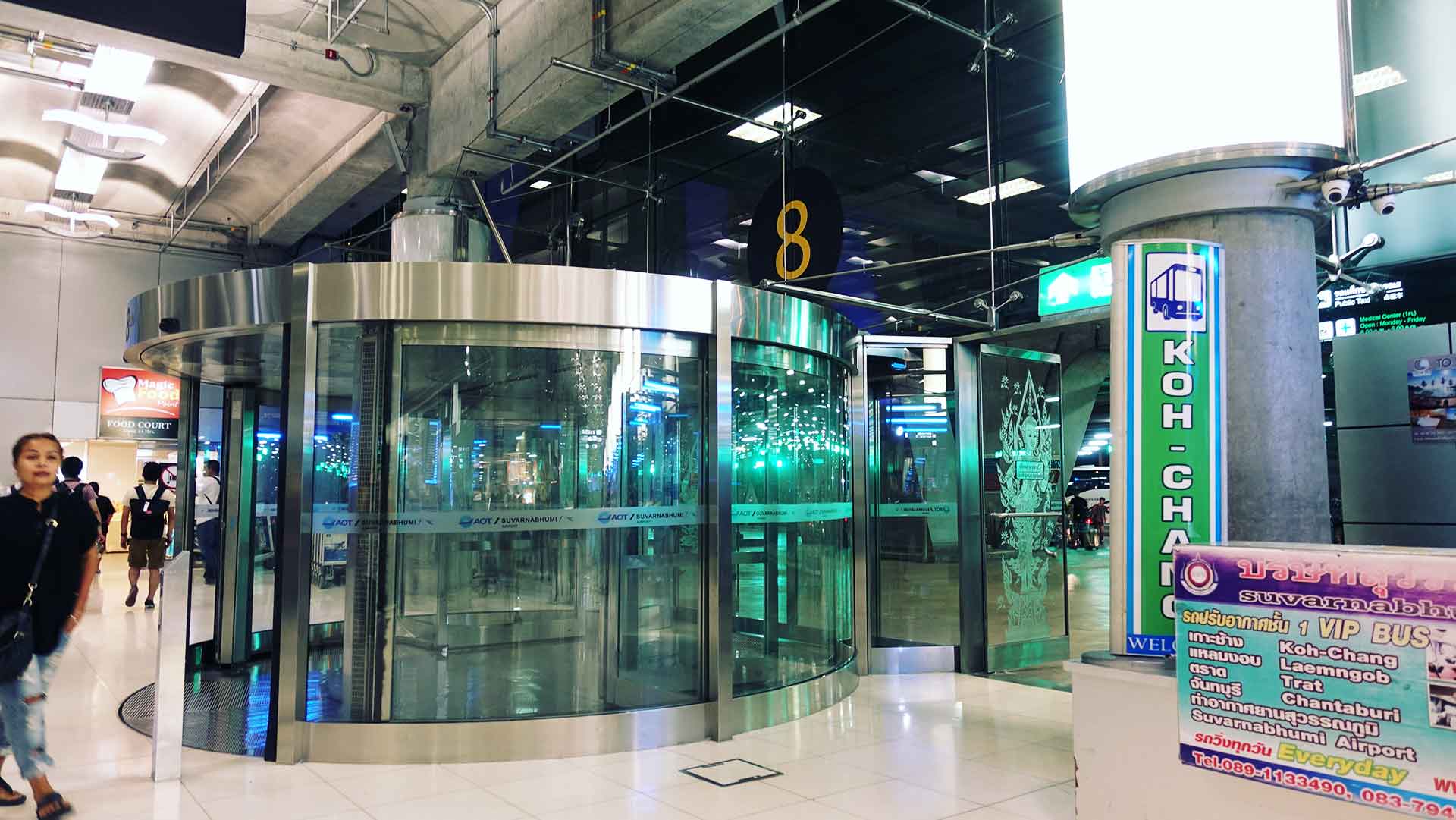 How to Get to Pattaya from Suvarnabhumi Airport for 120 Baht - Go to the Kiosk Near Door 8 on Level 1 at Suvarnabhumi - Thailand