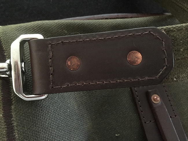 Indiana Gear Bag Saddleback Leather Mountainback Review - Copper Rivets Strap