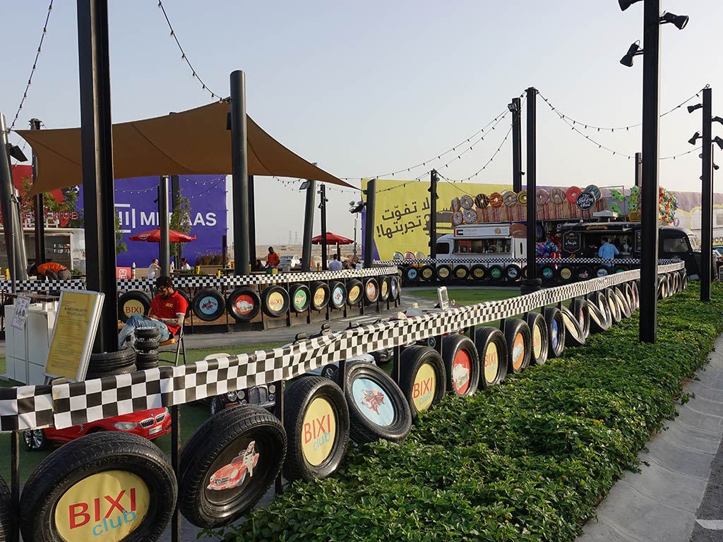 Last Exit Street Food Truck Park Dubai Abu Dhabi Seating