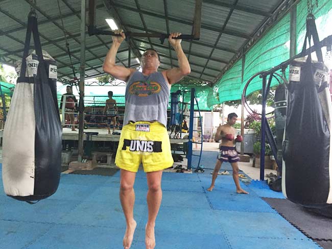 One-Hour Muay Thai Workout Plan for Expats in Thailand - Pull Ups