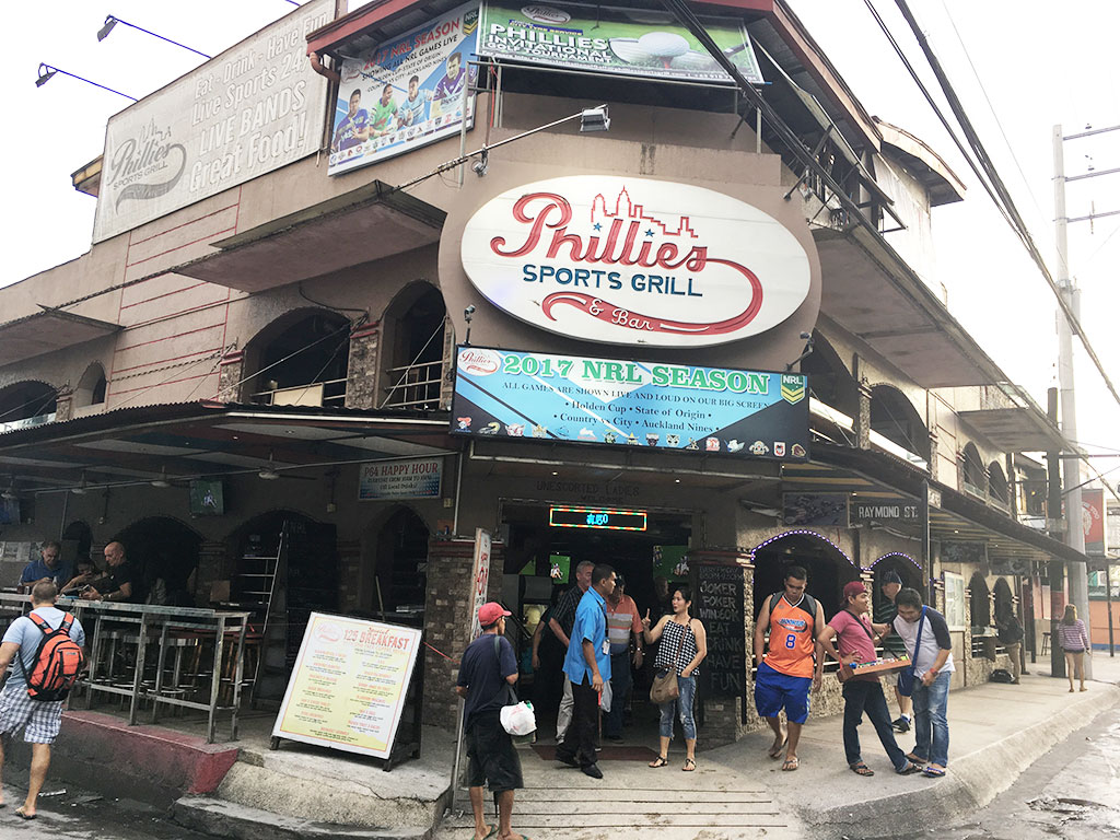 Phillies Sports Grill and Bar - Angeles City, Philippines