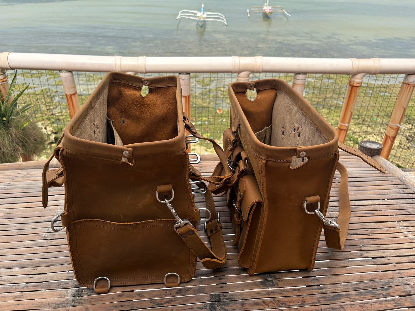 saddleback tobacco Saddleback Leather Flight Bag & Doctor's Duffle Bag