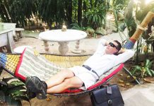 Saddleback Leather Thin Briefcase – Review Saddleback Leather Thin Briefcase Travel Photos - Relaxing in a Hammock in Thailand