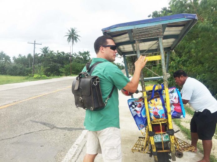 Saddleback Leather Thin Briefcase Travel Photos - Riding on the Motorbike Taxi in the Philippines