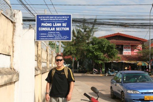 Hoas Place - Christmas in Da Nang Vietnam - 2010 - Vietnam Embassy Vientiane Laos