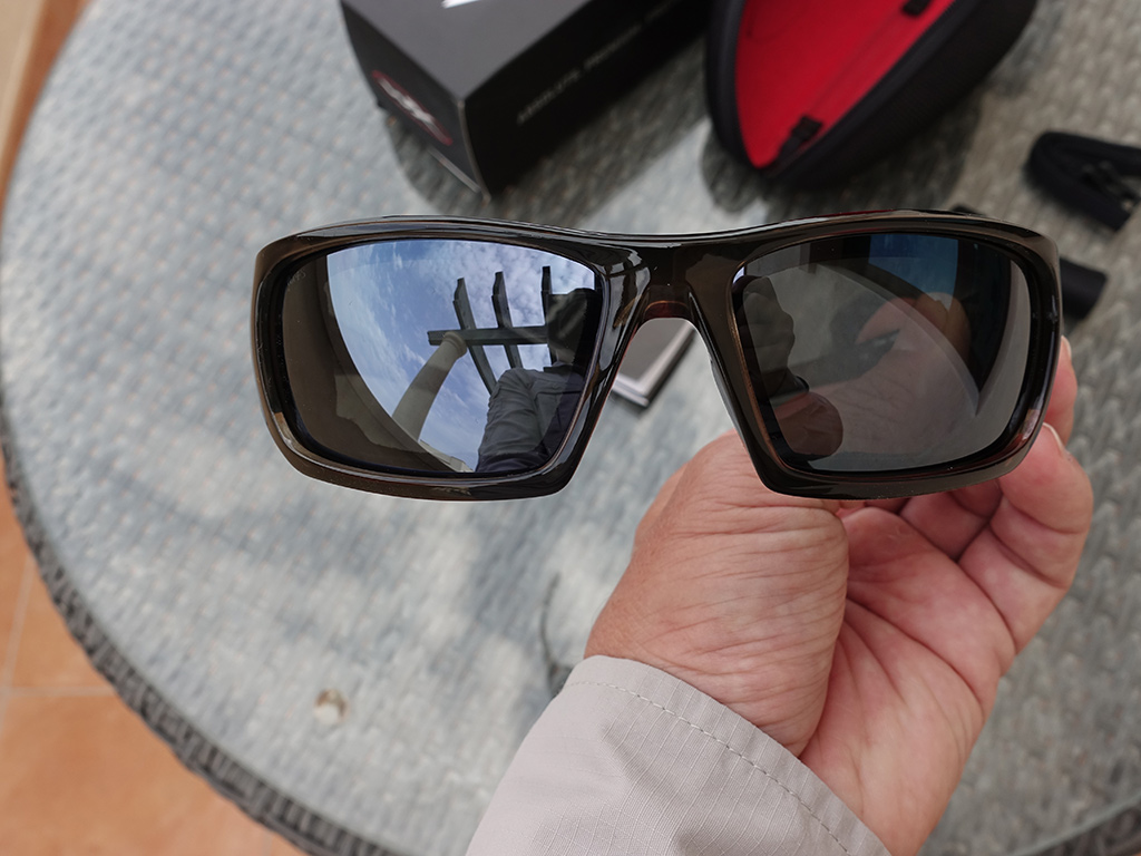 Wiley X Arrow Sunglasses Grey Silver Flash Lens Liquid Grey Frame Sunglasses Model CCARR06 Foam Seal Front View
