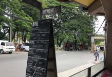 Drinking Beer at Phillies Sports Grill & Bar – Angeles City, Philippines Phillies Sports Grill & Bar - Angeles City, Philippines