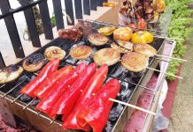Filipinas Cook the King Delicious Barbecue for Dinner